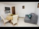 Apartamenty Davorka - 50m from the sea A1(2+2), A2(2+2) Trogir - Riwiera Trogir  - Apartament - A1(2+2): pokój dzienny