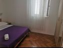Apartamenty Marija - 10m from beach: A1(4+1), A2(6), A3(6+2) Trogir - Riwiera Trogir  - Apartament - A3(6+2): sypialnia