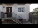 Apartamenty Branko - close to the sea : A1(4+1) Vinisce - Riwiera Trogir  - dom