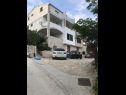Apartamenty Ante - perfect sea view: A1(2+2), A2(2+2) Vinisce - Riwiera Trogir  - parking