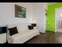 Apartamenty Ivo - beach nearby: A1(2+3), A2(2+2), A3(4+1) Vinisce - Riwiera Trogir  - Apartament - A1(2+3): pokój dzienny