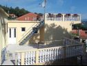 Apartamenty Niko - 40m from the beach: A1(2+2), A2(3+2), A3(4+2) Donji Karin - Riwiera Zadar  - dom