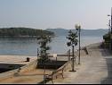 Dom wakacyjny Vese - 50 m from sea : H(4+1) Mali Iz (Wyspa Iz) - Riwiera Zadar  - Chorwacja  - plaża