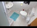 Apartamenty Ivan - 300 m from sea: A3(2), A4(2), SA5(2), A6(2) Nin - Riwiera Zadar  - Apartament - A3(2): łazienka z WC