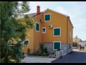 Apartamenty Stosa - with parking : A1(2+1), A2(2+1), A3(3+3) Nin - Riwiera Zadar  - dom