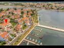 Apartamenty Bosko - 30m from the sea with parking: A1(2+1), SA2(2), A3(2+1), A4(4+1) Nin - Riwiera Zadar  - dom