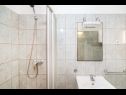 Apartamenty Ivan - modern & close to center: A1(4), A2(2+2) Nin - Riwiera Zadar  - Apartament - A1(4): łazienka z WC