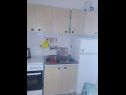 Apartamenty Vjeko - 200 m from sea: 1 - A1(2+2), 2 - B1(2+2) Nin - Riwiera Zadar  - Apartament - 2 - B1(2+2): kuchnia