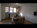 Apartamenty Summer Sun SA1(2+1), A2(2+2), A3(4+2), A4(4+2) Privlaka - Riwiera Zadar  - Apartament - A3(4+2): kuchnia z jadalnią