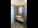 Apartamenty Summer Sun SA1(2+1), A2(2+2), A3(4+2), A4(4+2) Privlaka - Riwiera Zadar  - Apartament - A4(4+2): łazienka z WC