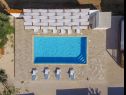 Apartamenty Ani - with pool : SA4(2), A5(2+2), A6(2+2) Privlaka - Riwiera Zadar  - basen