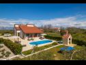 Dom wakacyjny Oasis Village Villa - heated pool : H(6+2) Privlaka - Riwiera Zadar  - Chorwacja  - H(6+2): dom