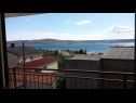 Apartamenty Sunny  - sea side terrace & parking: A1(4+1), A2(6+1) Starigrad-Paklenica - Riwiera Zadar  - dom