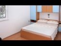 Apartamenty VINK - 80 m from beach A2(4), A3(4), A4(4) Vir - Riwiera Zadar  - Apartament - A3(4): sypialnia