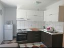 Apartamenty Sanja - 100 meters to the beach A1(4+1), A2(4+1), A3(4+1), A4(4+1) Vir - Riwiera Zadar  - Apartament - A1(4+1): kuchnia