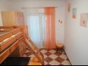 Apartamenty Sanja - 100 meters to the beach A1(4+1), A2(4+1), A3(4+1), A4(4+1) Vir - Riwiera Zadar  - Apartament - A4(4+1): sypialnia