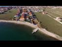 Apartamenty Tihana - 200 m from sea: A1(4+1) Vir - Riwiera Zadar  - plaża