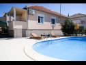 Dom wakacyjny Franny - comfortable: H(6+1) Zadar - Riwiera Zadar  - Chorwacja  - basen (dom i otoczenie)