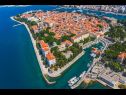 Apartamenty Petar - 50 m from sea: A1(4+2) Zadar - Riwiera Zadar  - detal