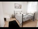 Apartamenty Mat-deluxe with free parking: A1(4) Zadar - Riwiera Zadar  - Apartament - A1(4): sypialnia