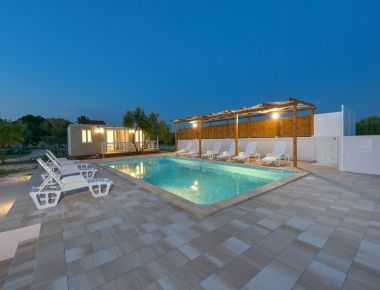 Apartamenty Ani - with pool : SA4(2), A5(2+2), A6(2+2) Privlaka - Riwiera Zadar 