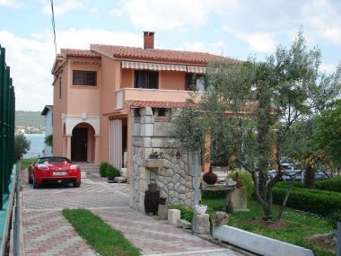 Apartamenty Andy - only 50 m from beach: A1(3+1), A2(2+1), SA1(2) Sukosan - Riwiera Zadar 