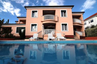 Apartamenty Eddie - great location & comfor: A1(4), A2(4), A3(4), A4(4) Zadar - Riwiera Zadar 