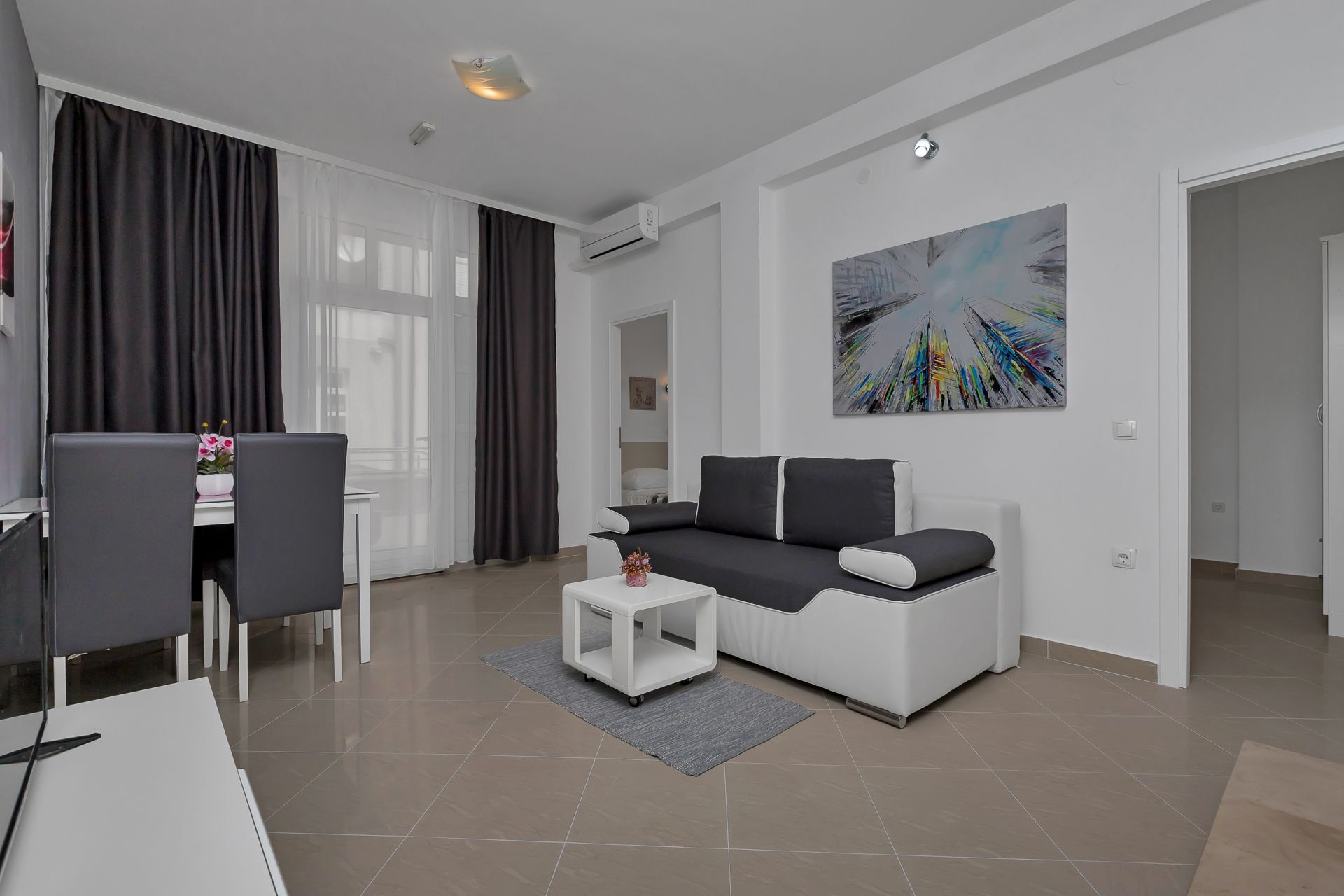 Apartamenty Petar - 200 m from beach: A1(4) Makarska - Riwiera Makarska 