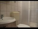 Apartamenty Ena - near marina "Kornati": A1(4), A2(2) Biograd - Riwiera Biograd  - Apartament - A2(2): łazienka z WC