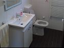 Apartamenty Nikola M - 2 bedrooms: A4(4) Bol - Wyspa Brac  - Apartament - A4(4): łazienka z WC
