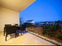 Apartamenty Ivy - modern with terrace: A1 Tulipan(2), A2 Mak(2+2), A3 Tratincica(2+2) Bol - Wyspa Brac  - Apartament - A2 Mak(2+2): tarasa