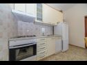 Apartamenty Brane - Economy Apartments: A1(4), A2(2) Postira - Wyspa Brac  - Apartament - A2(2): kuchnia
