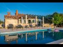 Dom wakacyjny Diana - pool and terrace: H(4+1) Pucisca - Wyspa Brac  - Chorwacja  - basen