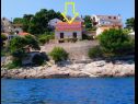 Apartamenty i pokoje Ref - 20 m from sea : 1 - A1(4+1), 2 - A2(2+1), 3 - R1(2), 4 - R2(2) Zatoka Puntinak (Selca) - Wyspa Brac  - Chorwacja  - dom