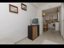Apartamenty Vlado - cosy & afordable: SA1(2), A2(3), A3(5) Supetar - Wyspa Brac  - Apartament - A2(3): pokój dzienny