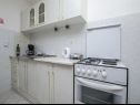 Apartamenty Silvana - economy apartments : A1(4), A3(2+1), A2(2) Supetar - Wyspa Brac  - Apartament - A1(4): kuchnia