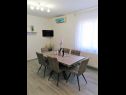 Apartamenty Lilac - 100m from pebble beach : A1(7) Arbanija - Wyspa Ciovo  - Apartament - A1(7): jadalnia