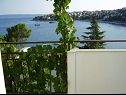 Apartamenty Dane - 30m from the sea: A1(4+1), A2(4+1), A3(3+2), A4(2+3) Okrug Gornji - Wyspa Ciovo  - Apartament - A2(4+1): widok z tarase