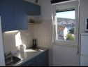 Apartamenty Aurelius - relaxing with gorgeous view A1 Luce (4+2), A2 Marin(2+2), A3 Maja(4+2), A4 Duje(2+2) Okrug Gornji - Wyspa Ciovo  - Apartament - A1 Luce (4+2): kuchnia