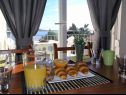Apartamenty Aurelius - relaxing with gorgeous view A1 Luce (4+2), A2 Marin(2+2), A3 Maja(4+2), A4 Duje(2+2) Okrug Gornji - Wyspa Ciovo  - Apartament - A1 Luce (4+2): jadalnia