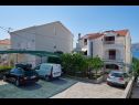Apartamenty Natali - 5 M from the beach : A6(4+1) Okrug Gornji - Wyspa Ciovo  - dom