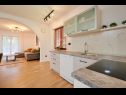 Apartamenty Natali - 5 M from the beach : A6(4+1) Okrug Gornji - Wyspa Ciovo  - Apartament - A6(4+1): kuchnia