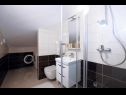 Apartamenty Leo - sea view & comfortable: A1(6) Ploce - Riwiera Dubrownik  - Apartament - A1(6): łazienka z WC