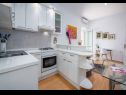 Apartamenty Ariana - central & comfy: A1(4) Porec - Istria  - Apartament - A1(4): kuchnia z jadalnią