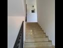 Apartamenty Ena - with free private parking: A1 Anthea (2+2), A2 Floki (2+2) Rovinj - Istria  - schody