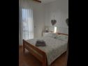 Dom wakacyjny Renata - 3 bedrooms: H(6+1) Njivice - Wyspa Krk  - Chorwacja  - H(6+1): sypialnia