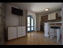Apartamenty Insula Insule - rustic & peaceful: SA1(2+1), SA2(2+1) Skrbcici - Wyspa Krk  - Studio apartament - SA1(2+1): jadalnia