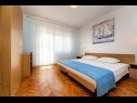 Apartamenty Ivano A1(4+1) Vrbnik - Wyspa Krk  - Apartament - A1(4+1): sypialnia