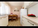 Apartamenty Ivano A1(4+1) Vrbnik - Wyspa Krk  - Apartament - A1(4+1): kuchnia z jadalnią