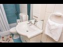 Apartamenty Brusic A1(2) Vrbnik - Wyspa Krk  - Apartament - A1(2): łazienka z WC